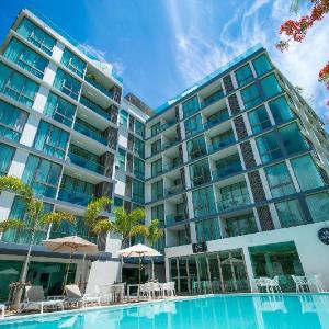 Oceanstone by Holy Cow 2-BR 90 m2 pool view