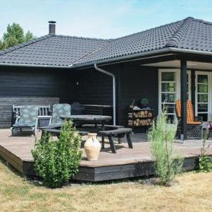 Four-Bedroom Holiday home in Læsø