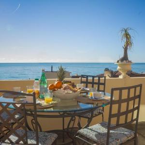Eden Palace 9 Attico 200m from the Promenade - Happy Rentals