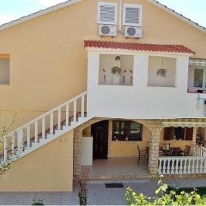 Apartment in Privlaka with Terrace Air conditioning WIFI Washing machine (4839-2)