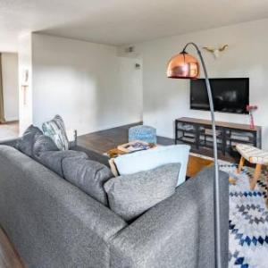 WanderJaunt - Carlson - 2BR - Camelback East