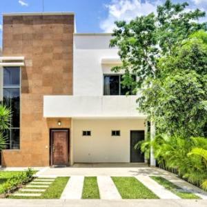 1 Mi to Beach: Luxe Playa Del Carmen Home w/ Pool