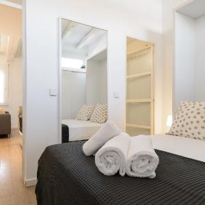 Charming Reina Sofia -  Cozy Attic in the Center