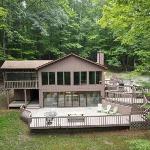 Chalets in Berkeley Springs West Virginia