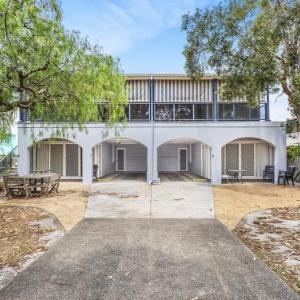 Shoal Bay Avenue Unit 2 7