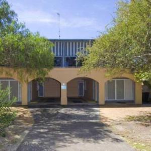 Shoal Bay Avenue Unit 7