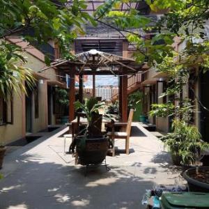 Safaraz Garden near Galaxy Bekasi Mitra RedDoorz