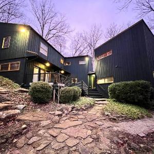 Spacious Hidden Gem in Athens OH