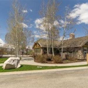 2 Bedroom Condo Sleeps 7 - Eden Utah Vacation Rentals near Powder Mountain 802