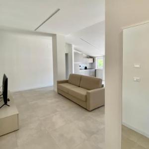 EM Apartments