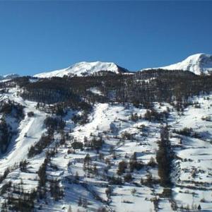 Property with 8 bedrooms in Vars with balcony 2 km from the slopes