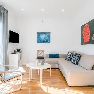 Modern and stylish apartment Espanya Square