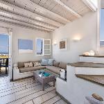 Pure White Studio with amazing sea view Naousa