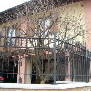 Apartment with one bedroom in Monticelli Brusati with wonderful city view 30 km from the slopes