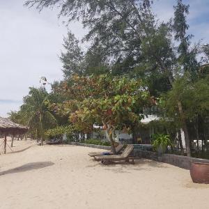 Entire 3-bed Villa w/ own pool Sanctuary Resort