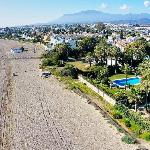 Dream Beachfront HOUSE POOL -BBQ  3000 M2 AREA Estepona 