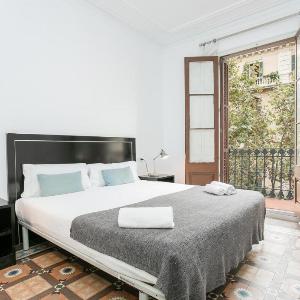 Beautiful Apt @ Arc de Triomf