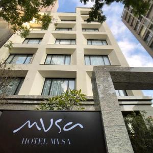 Hotel MvsaMichelin 2 Starred Molino de Urdániz