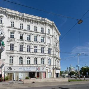 KH Opera Apartments