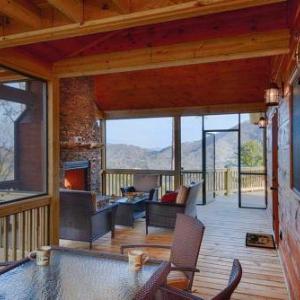 Mountainside Retreat- Hot Tub | Spectacular Mountain Views | Screened In Porch