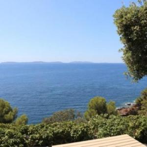 Belle villa à Cavalaire-sur-Mer avec piscine et vue mer - FR-1-100-228