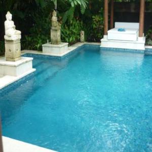 Super Value 3 Bed Central Seminyak Walk to Beach