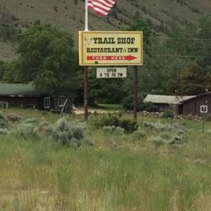 Trail Shop Inn