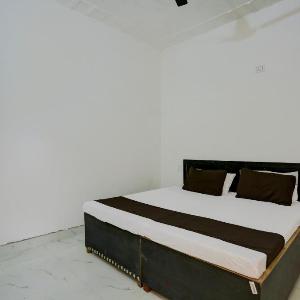 SPOT ON AMS SHINE Hotel And Restro