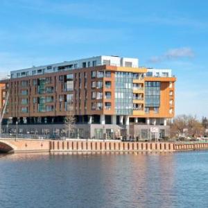 Grand Apartments - Modern Old Town Apartment