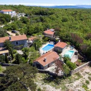 Villa Menta 1