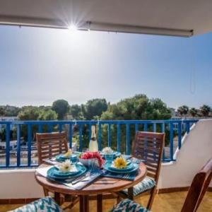 Portocolom Apartment Sleeps 4 with Air Con and WiFi