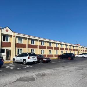 Super 8 by Wyndham Fort Wayne