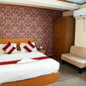 Kusum Hotel