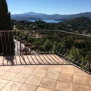 Villa Ray