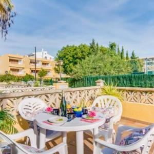 Port d'Alcudia Apartment Sleeps 4 with Pool Air Con and WiFi