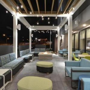 Home2 Suites by Hilton Kansas City KU Medical Center hotel in Kansas City