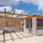 BLE Brand New Country House 5min from Naousa Kampos Paros 