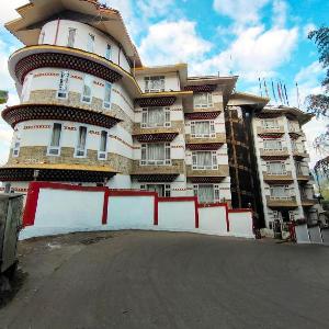Udaan Keepsa Hotel & Spa Gangtok ( 05 min walk to Mg Marg )