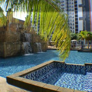 NRASTUDIO POOLVIEW@ SWISS GARDEN RESORT RESIDENCES