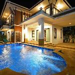 Baan Ari Luxury Three-Bedroom Pool Villa