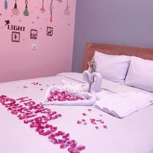 RoomZ Budget Residence