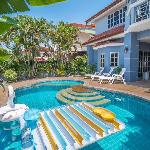 Baan Duan  5 Bed Villa Pool near Jomtien Beach