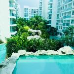 AM509-Pool view one bedroom in Amazon Residence