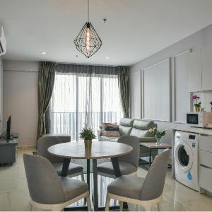 Q Suite I-city