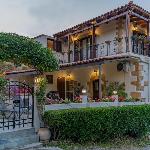 Villa Areti - Fairytale home in a scenic Village