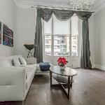 Modern 1BR Period Property in Kensington London