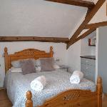 Hirondelle Farm - La Libellule Double Bedroom