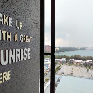 Romantic Sunrise SeaView Homestay Studio[*Top Floor/2pax/King Bed]@PD  Waterfront