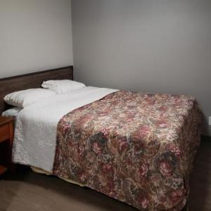 Parkrose Inn and Suites