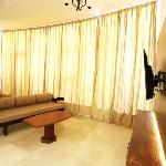 FABULOUS AND COMFY 2 BEDROOM APARTMENT Dubai 